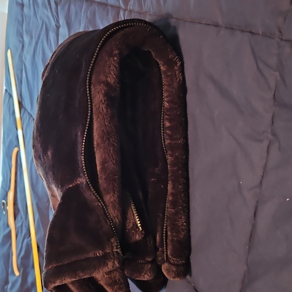 Cozy Black Teddy Jacket - Picture 11 of 11